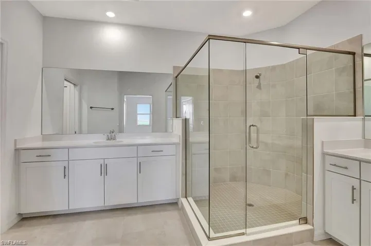 5697 Melbourne Ct 7021, Other, Florida 34142