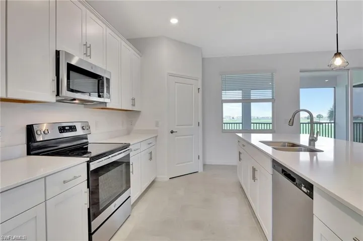 5697 Melbourne Ct 7021, Other, Florida 34142