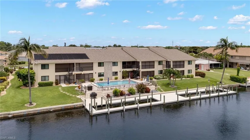 511 Se 43rd St 203, Cape Coral, Florida 33904