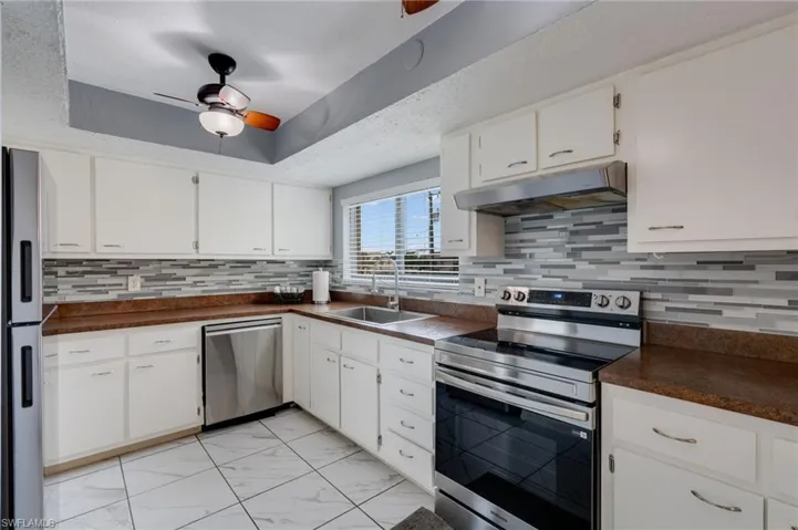 511 Se 43rd St 203, Cape Coral, Florida 33904