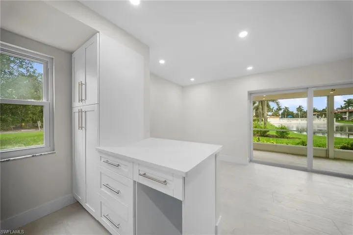 1155 Sandpiper St G1, Naples, Florida 34102