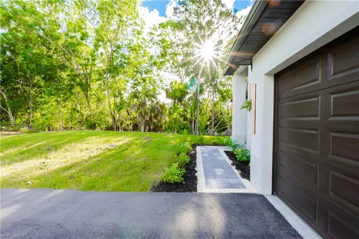 1871 24th Ave Ne, Naples, Florida 34120