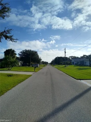 81 Long Meadow Pl, Rotonda West, Florida 33947