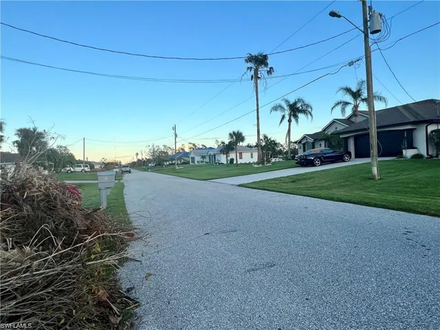 81 Long Meadow Pl, Rotonda West, Florida 33947