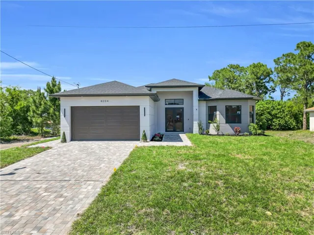 4204  3rd W ST, Lehigh Acres, FL 33971