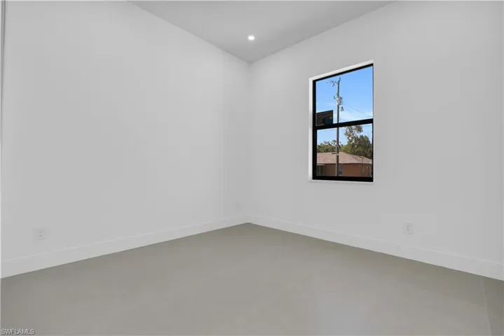 4204  3rd W ST, Lehigh Acres, FL 33971