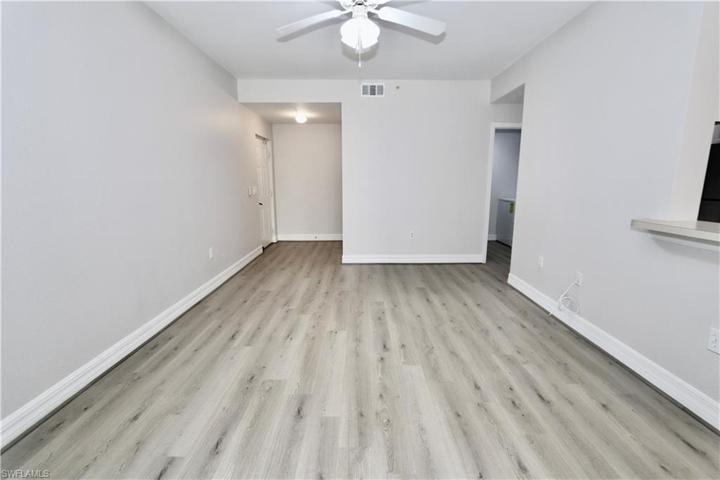 7950  Preserve  CIR, Naples, FL 34119