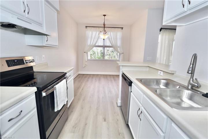 7950  Preserve  CIR, Naples, FL 34119