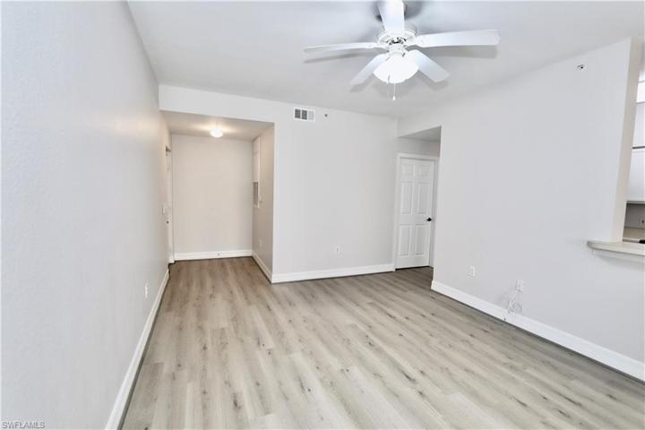7950  Preserve  CIR, Naples, FL 34119