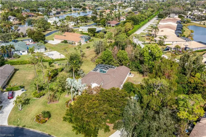 7800  Knightwing  CIR, Fort Myers, FL 33912