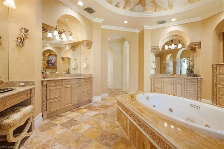 15192 Brolio Way, Naples, Florida 34110