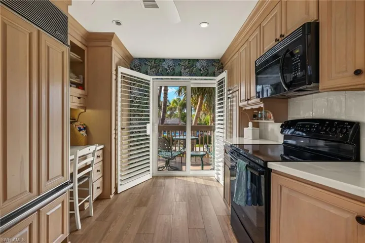 Kitchen/Front Open Porch
