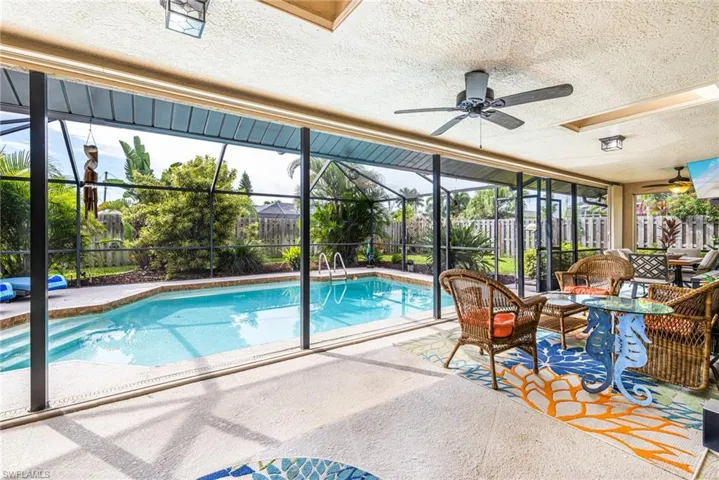 2240 Se 27th Ter, Cape Coral, Florida 33904
