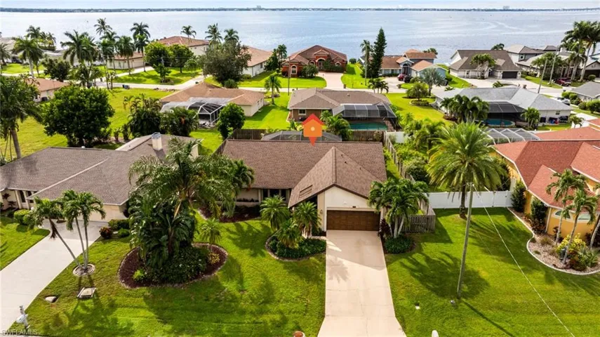 2240 Se 27th Ter, Cape Coral, Florida 33904