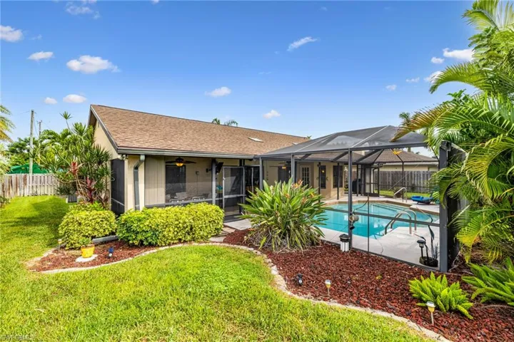2240 Se 27th Ter, Cape Coral, Florida 33904