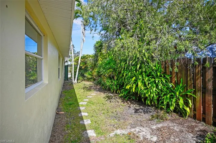 1642 Hill Ave, Fort Myers Fl 33901
