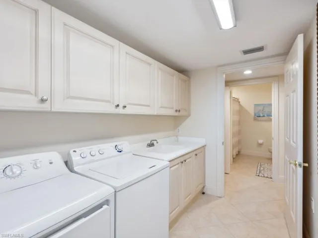 3295 Club Center BLVD # 101, NAPLES FL 34114