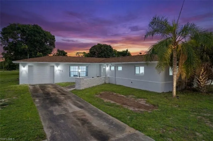 301 Hollywood St, Lehigh Acres, Florida 33936