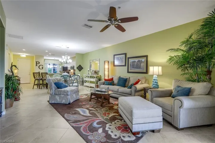 4864 Hampshire Ct 203, Naples, Florida 34112