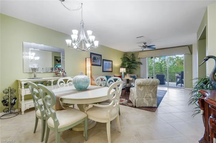 4864 Hampshire Ct 203, Naples, Florida 34112