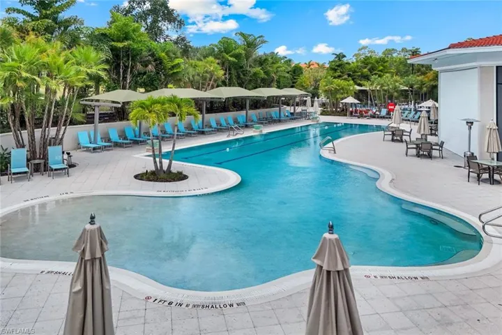 4864 Hampshire Ct 203, Naples, Florida 34112