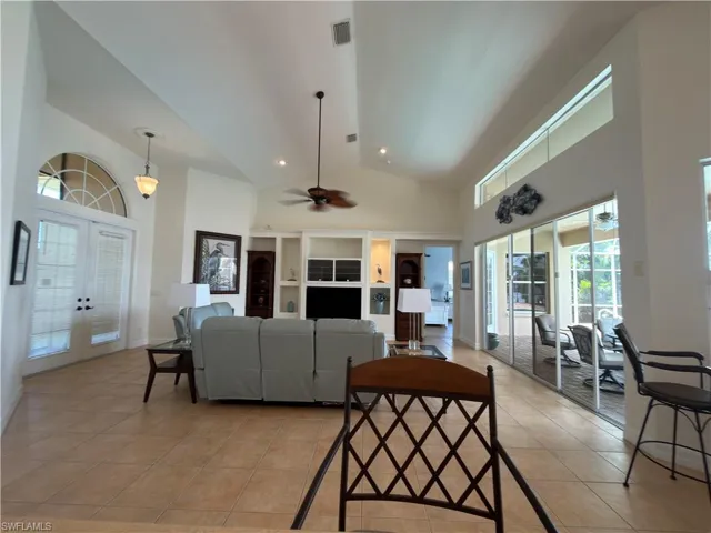 1019 Nw 42nd Pl, Cape Coral, Florida 33993