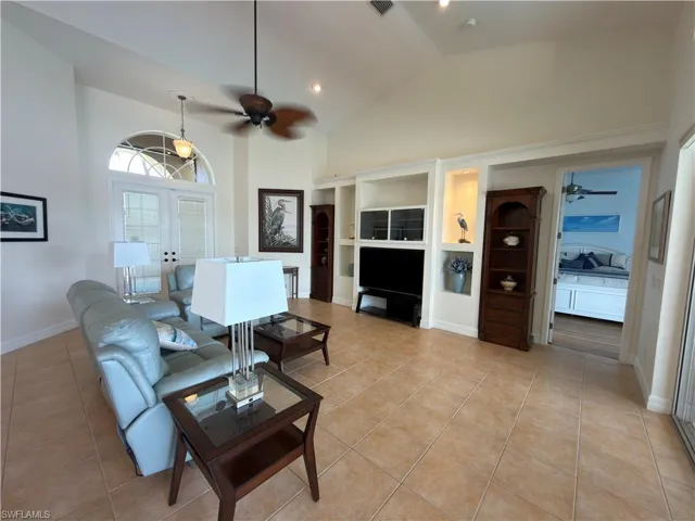 1019 Nw 42nd Pl, Cape Coral, Florida 33993