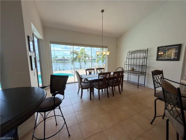 1019 Nw 42nd Pl, Cape Coral, Florida 33993