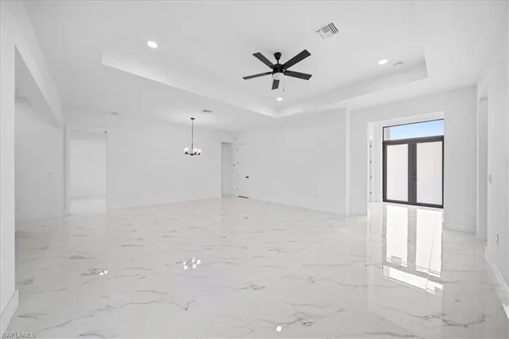 2220 9th Pl, Cape Coral, Florida 33909