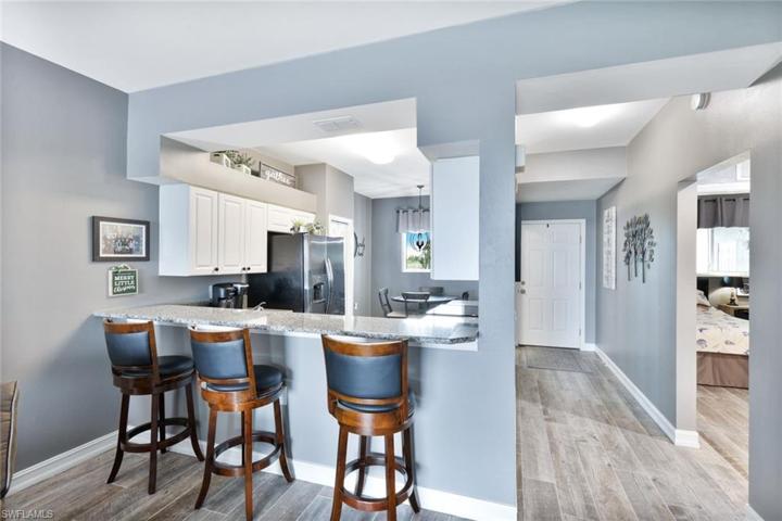 Kitchen & Entry Hallway.