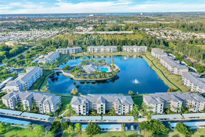 Aerial View of Heritage Pointe (pre-Ian).