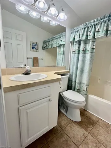 333  Shrub S LN, North Fort Myers, FL 33917
