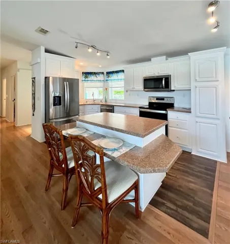 333  Shrub S LN, North Fort Myers, FL 33917