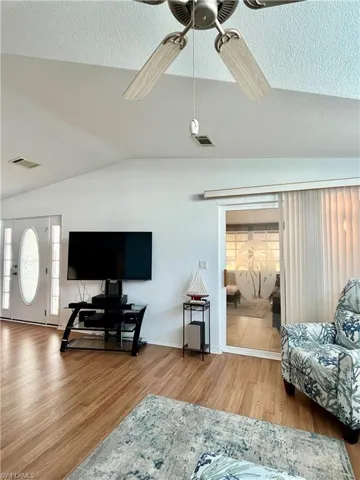 333  Shrub S LN, North Fort Myers, FL 33917