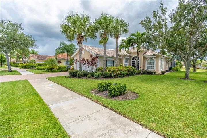 8556 Alessandria Ct, Naples, Florida 34114