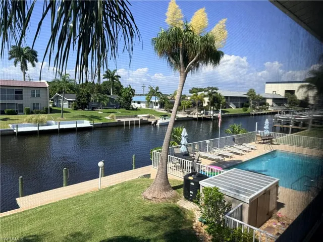 1339 Se 46th Ln 8, Cape Coral, Florida 33904