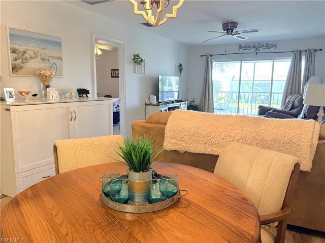 1339 Se 46th Ln 8, Cape Coral, Florida 33904