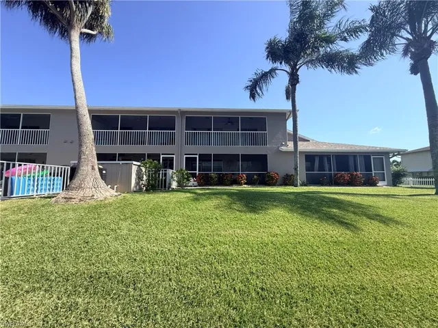 1339 Se 46th Ln 8, Cape Coral, Florida 33904