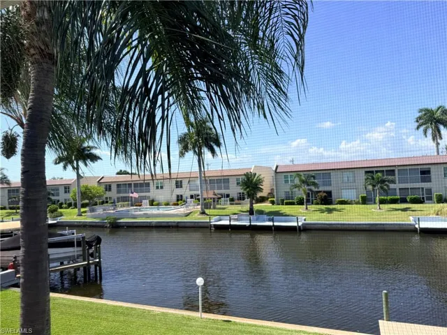 1339 Se 46th Ln 8, Cape Coral, Florida 33904