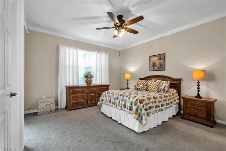 Open and relaxed owner's suite