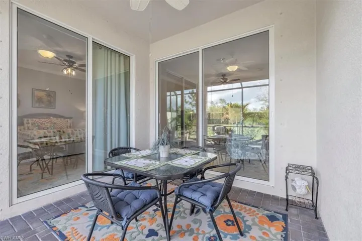 Lanai with ceiling fan