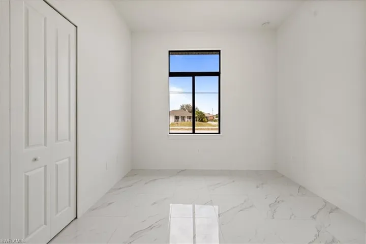 n.3 bedroom with marble finish floor