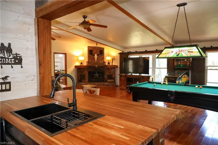 200 Riverview Dr, Labelle, Florida 33935