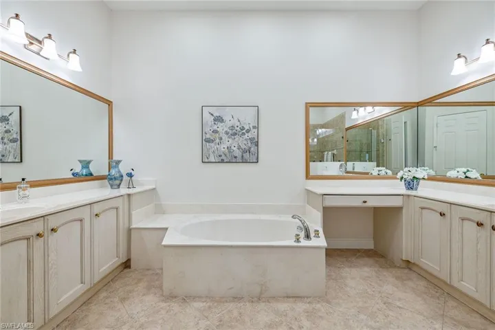 9259  Museo  CIR, Naples, FL 34114