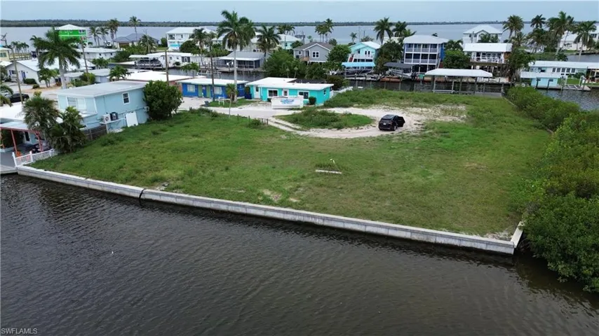 2638 Second St, Matlacha, Florida 33993