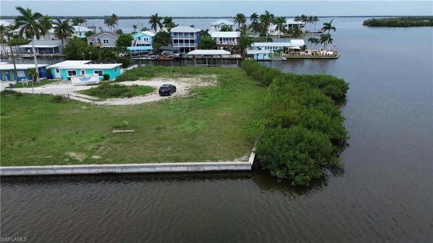 2638 Second St, Matlacha, Florida 33993