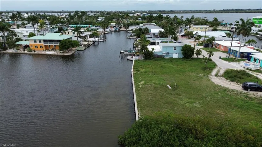 2638 Second St, Matlacha, Florida 33993