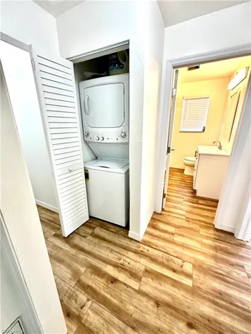 Stackable washer and dryer