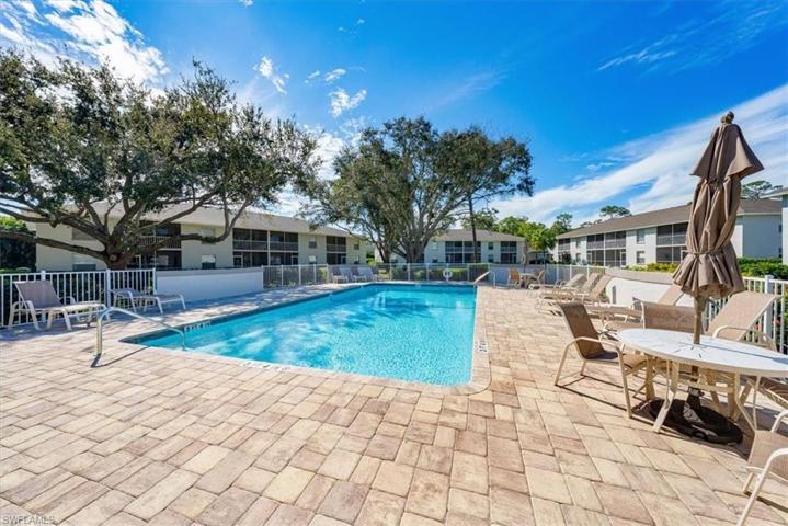 1316 Derbyshire CT # 101, NAPLES FL 34116