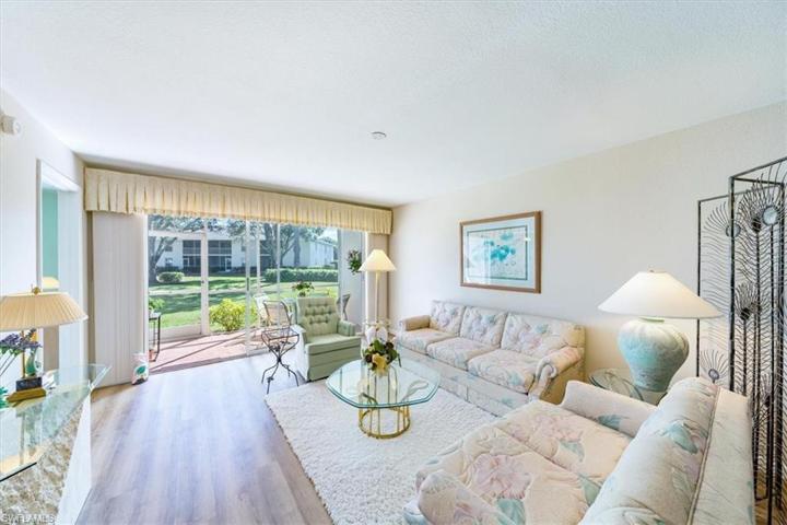 1316 Derbyshire CT # 101, NAPLES FL 34116